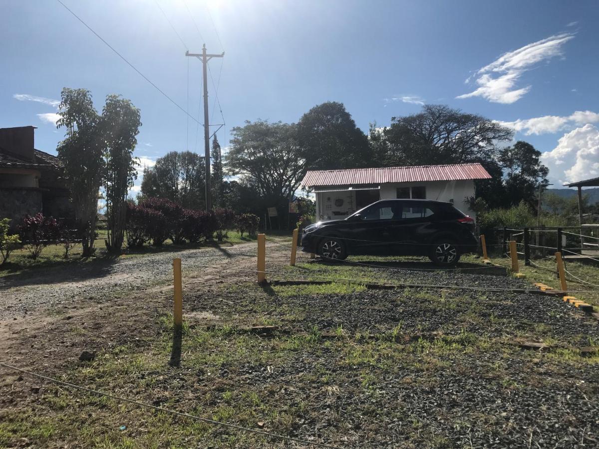 Hotel Del Campo Quimbaya Kültér fotó